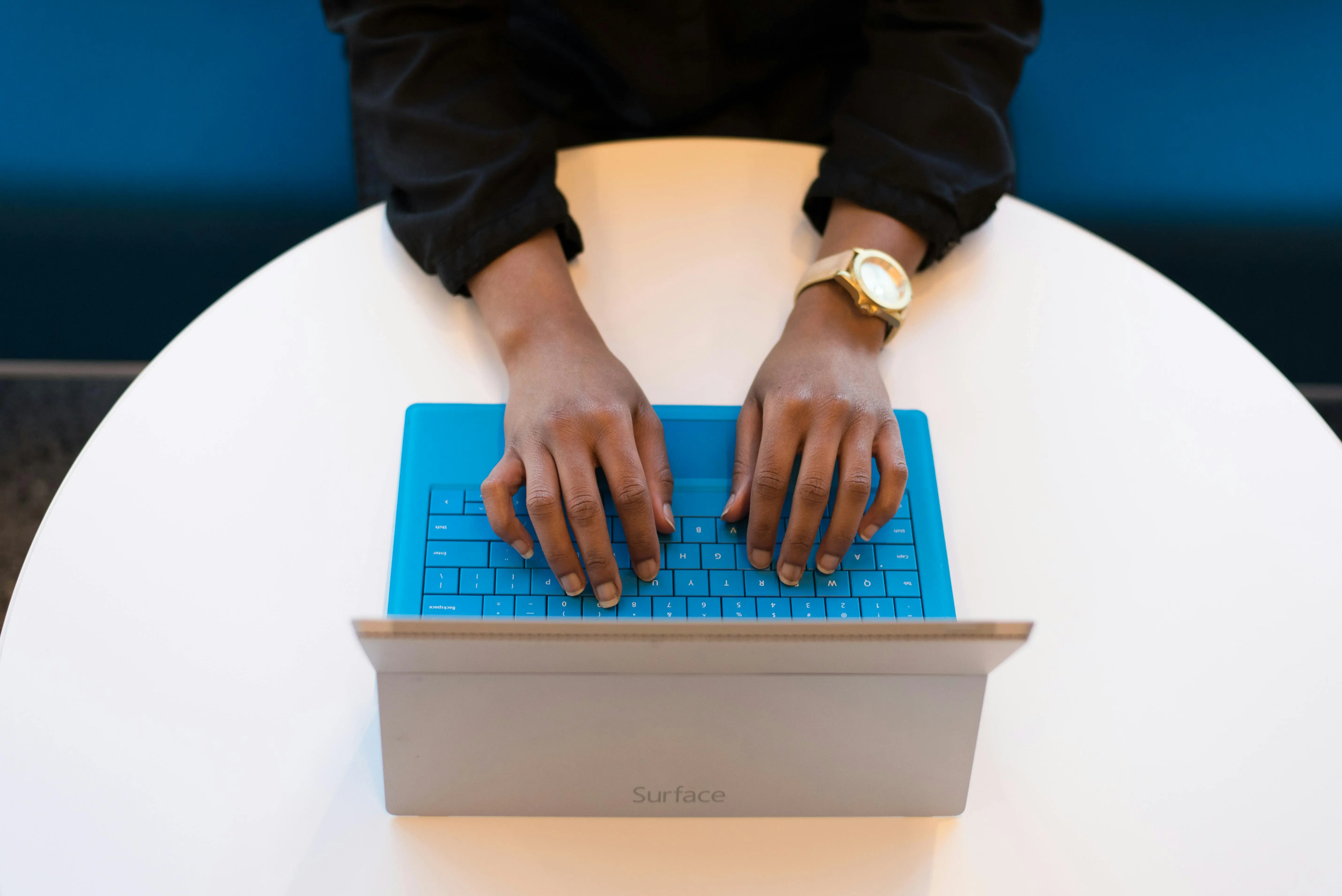 Laptop displaying website analytics and performance metrics, illustrating the balance between quality, speed, and cost in web projects.
