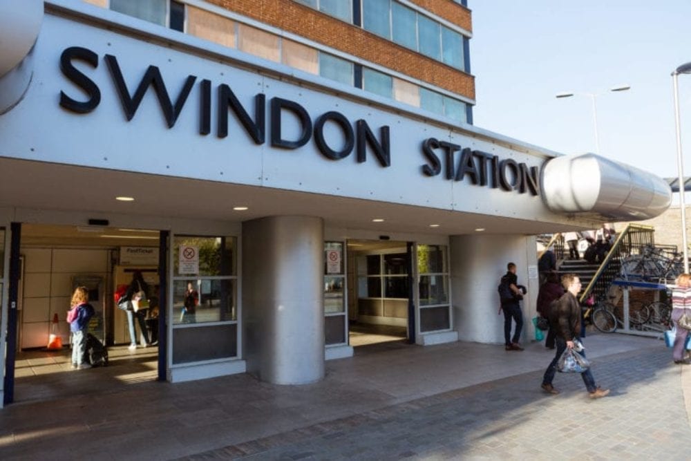 Swindon rail station entrance